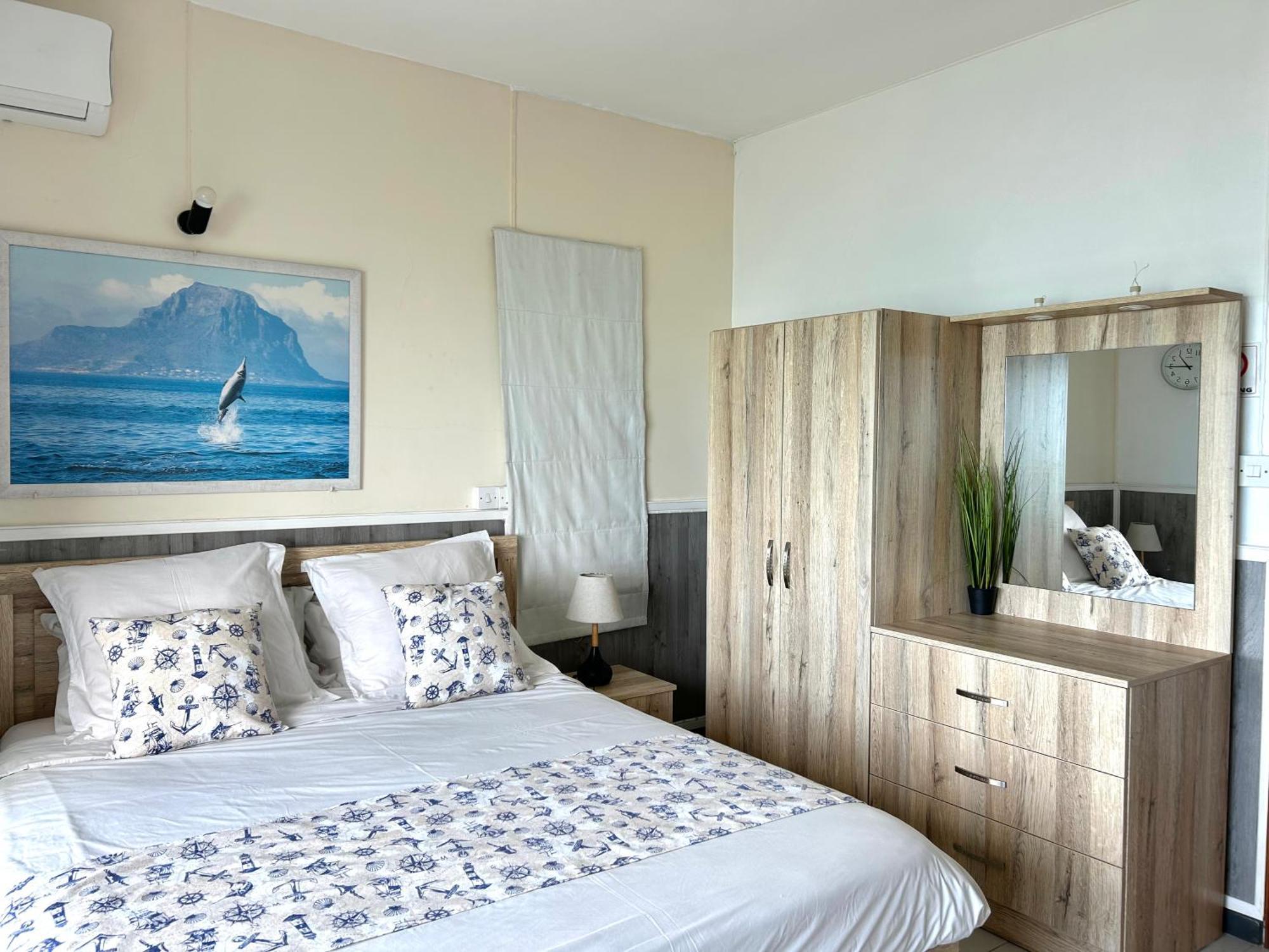 Blue Beryl Guest House Блу-Бэй Экстерьер фото